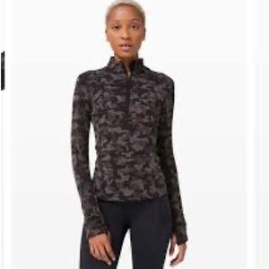 Lululemon Run Briskly 1/2 Zip